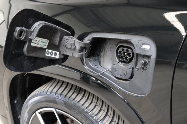 Volkswagen Tayron 1.5 eHybrid R-Line Edition / Panoramadak / Trekhaak / Harman Kardon / Adaptieve Cruise Control / Stoel- en stuurverwarming / Head-Up Display / Massagestoelen / LED / Rondomzicht Camera / 20 Inch / Sfeerverlichting / Keyless Entry