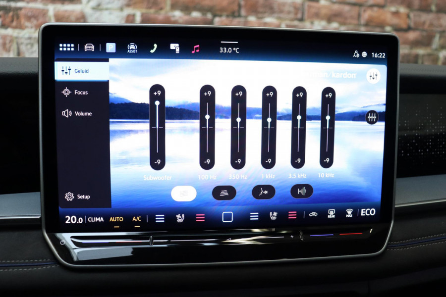 Volkswagen Tayron 1.5 eHybrid R-Line Edition / Panoramadak / Trekhaak / Harman Kardon / Adaptieve Cruise Control / Stoel- en stuurverwarming / Head-Up Display / Massagestoelen / LED / Rondomzicht Camera / 20 Inch / Sfeerverlichting / Keyless Entry