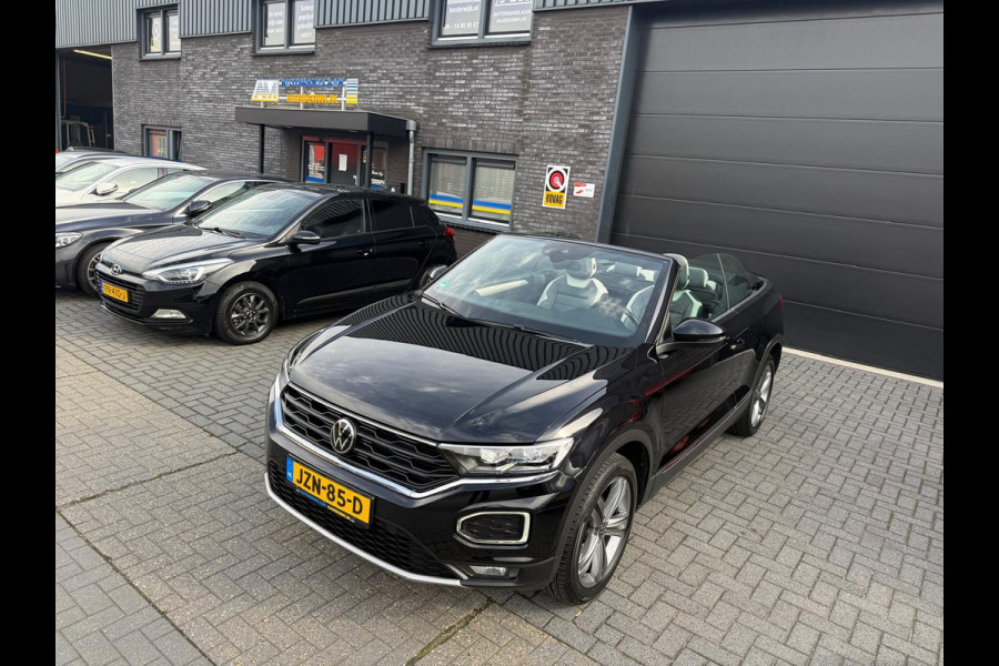 Volkswagen T-Roc Cabrio 1.5 TSI Style | 2E EIGENAAR | 3/6/12 MND GARANTIE | AUTOMAAT | DIGITAL DASH | ACC | LED | CARPLAY | DAB | STOEL/STUUR VERW. |
