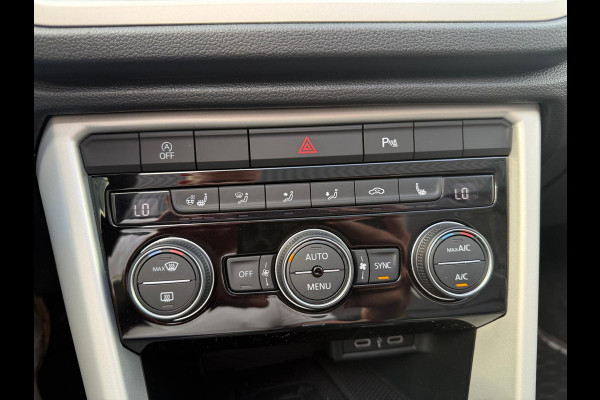 Volkswagen T-Roc Cabrio 1.5 TSI Style | 2E EIGENAAR | 3/6/12 MND GARANTIE | AUTOMAAT | DIGITAL DASH | ACC | LED | CARPLAY | DAB | STOEL/STUUR VERW. |