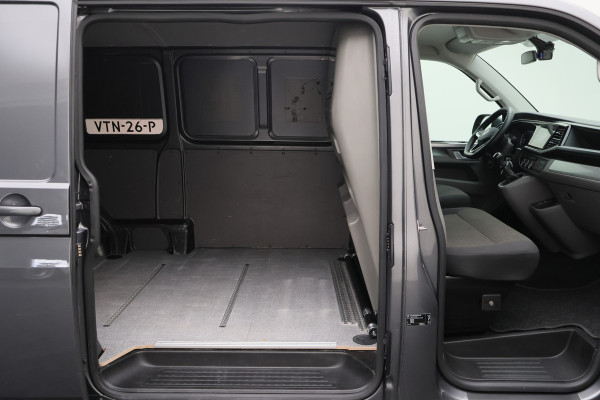 Volkswagen Transporter 2.0 TDI L2H1 28 Bulli