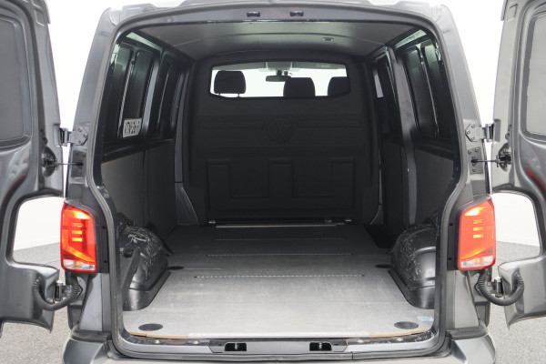 Volkswagen Transporter 2.0 TDI L2H1 28 Bulli