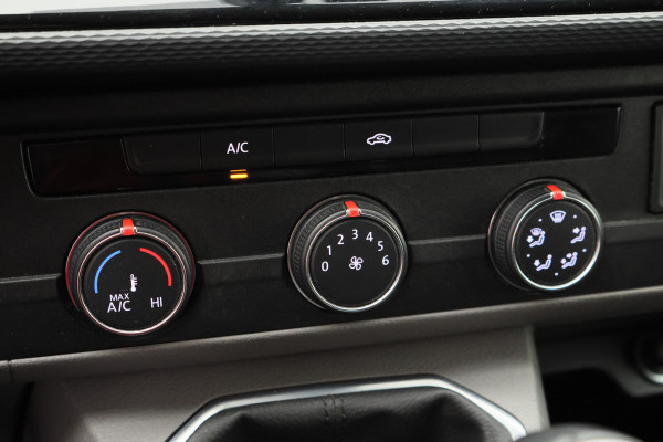 Volkswagen Transporter 2.0 TDI L2H1 28 Bulli