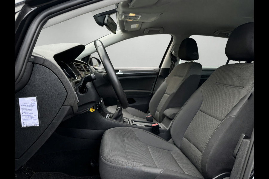Volkswagen Golf 1.0 TSI 115PK COMFORTLINE CARPLAY/ACC/PDC/NAVIGATIE