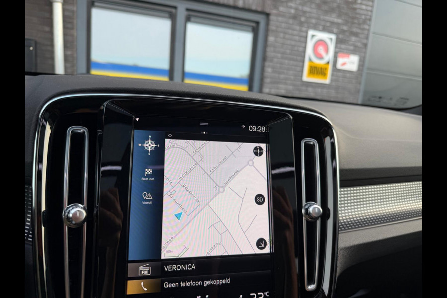 Volvo XC40 1.5 T2 R-Design | 1E EIGENAAR | 3/6/12MND GARANTIE | AUTOMAAT | PANO | LED | DAB | CRUISE | CARPLAY | STOELVERWM | BLIS | HARMAN KARDON |