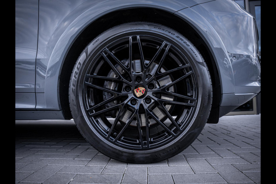 Porsche Cayenne Coupé 3.0 E-Hybrid - Sport Chrono l FULL SPEC! l 4WS l Pass Displ. l Burmester