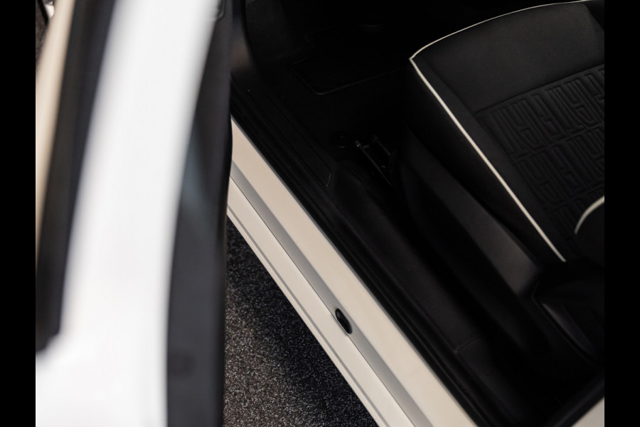 Fiat 500 Urban 24 kWh l SoH 94% l AUT. l Keyless l Virtueel cockpit l CARPLAY l BTW auto l 1ste. eig. l Dealer onderh. l ALS NIEUW