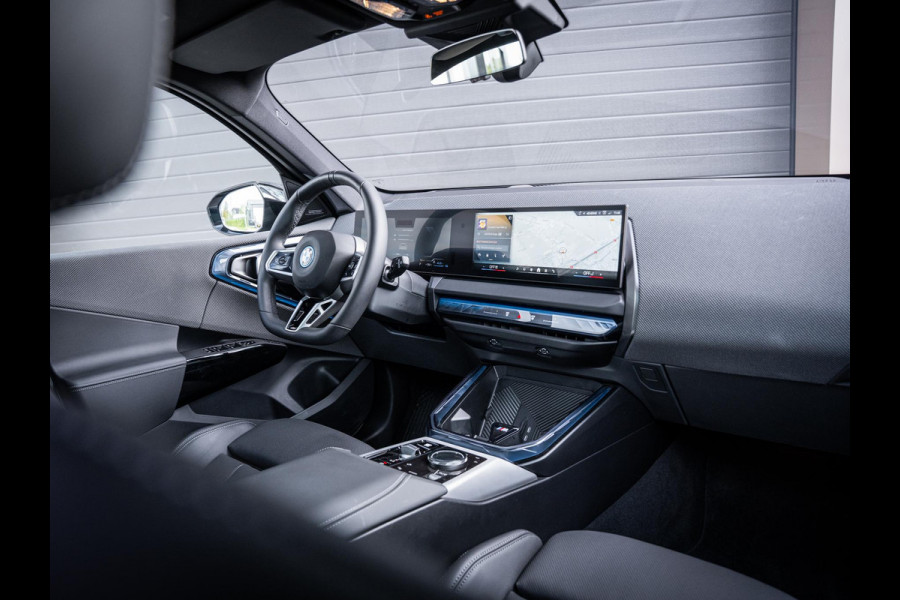 BMW X3 30e xDrive M-Sport l Dune Grey l Pano l Trekhaak l 360cam