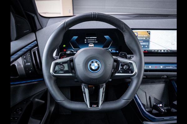 BMW X3 30e xDrive M-Sport l Dune Grey l Pano l Trekhaak l 360cam