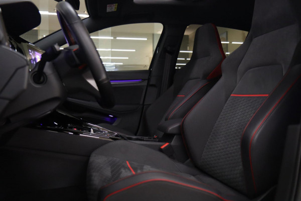 Volkswagen Golf 2.0 TSI GTI CLUBSPORT /NURBURGRING/PANO/IQ-LIGHT/HUD/H-K/VOLL