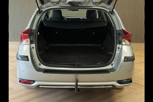 Toyota Auris Touring Sports 1.2T Aspiration TREKHAAK CAMERA KEYLESS-GO AIRCO NAVIGATIE BLUETOOTH START/STOP PDC CRUISE