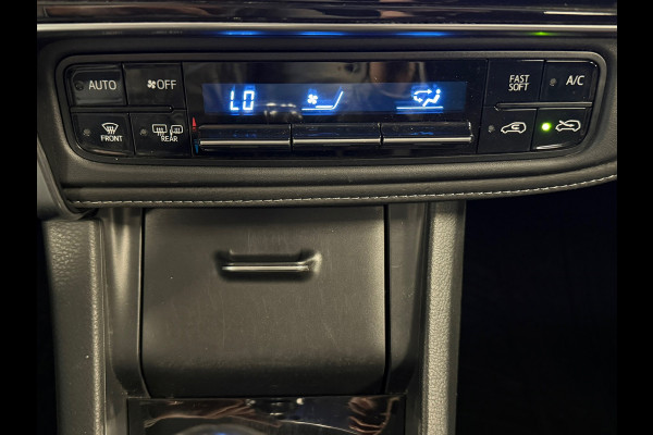 Toyota Auris Touring Sports 1.2T Aspiration TREKHAAK CAMERA KEYLESS-GO AIRCO NAVIGATIE BLUETOOTH START/STOP PDC CRUISE