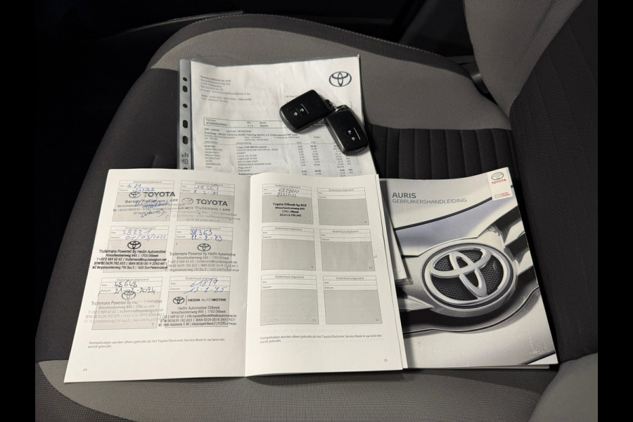 Toyota Auris Touring Sports 1.2T Aspiration TREKHAAK CAMERA KEYLESS-GO AIRCO NAVIGATIE BLUETOOTH START/STOP PDC CRUISE