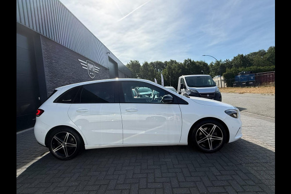 Mercedes-Benz B-Klasse 200 Business Solution Luxury | 1E EIGENAAR | 3/6/12MND GARANTIE | AUTOMAAT | LED | CRUISE | DAB | NAVI | CARPLAY | TREKHAAK |