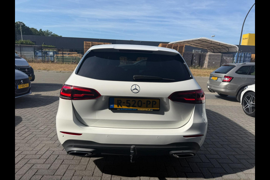 Mercedes-Benz B-Klasse 200 Business Solution Luxury | 1E EIGENAAR | 3/6/12MND GARANTIE | AUTOMAAT | LED | CRUISE | DAB | NAVI | CARPLAY | TREKHAAK |