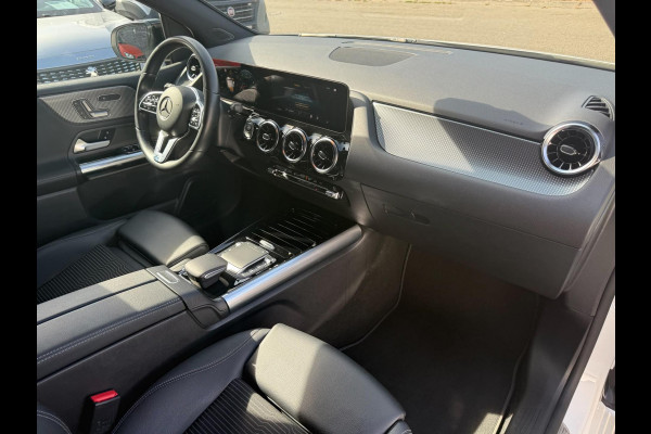 Mercedes-Benz B-Klasse 200 Business Solution Luxury | 1E EIGENAAR | 3/6/12MND GARANTIE | AUTOMAAT | LED | CRUISE | DAB | NAVI | CARPLAY | TREKHAAK |