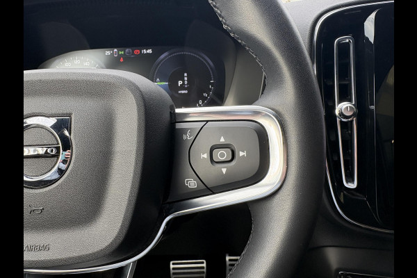 Volvo XC40 1.5 T4 Recharge R-Design 211 PK | Stoelverwarming | Dealeronderhouden | Camera |