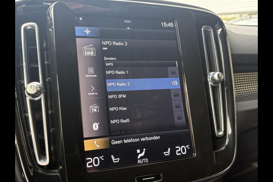 Volvo XC40 1.5 T4 Recharge R-Design 211 PK | Stoelverwarming | Dealeronderhouden | Camera |