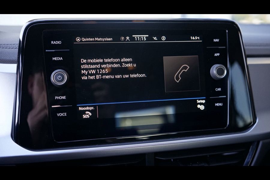 Volkswagen T-Roc 1.5 TSI Life AUTOMAAT|ACC|BEATS|CAMERA|CARPLAY|DAB|KEYLESS|STOEL STUURVERWARMING