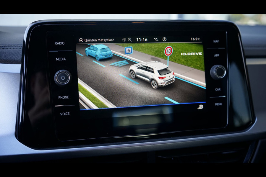 Volkswagen T-Roc 1.5 TSI Life AUTOMAAT|ACC|BEATS|CAMERA|CARPLAY|DAB|KEYLESS|STOEL STUURVERWARMING