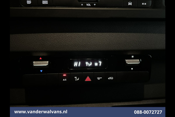 Mercedes-Benz Sprinter 317 CDI 170pk L2H2 Euro6 Airco | Camera | Navigatie | Cruisecontrol | Apple Carplay Android Auto, Trekhaak, Parkeersensoren, Bijrijdersbank