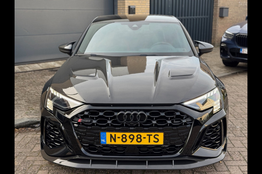 Audi A3 Limousine 2.5 TFSI RS 3 quattro