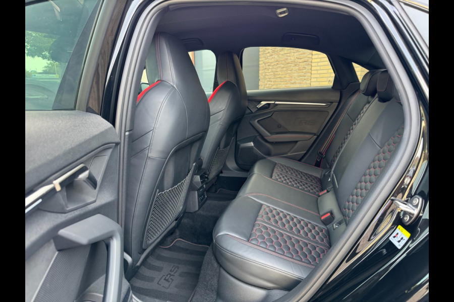 Audi A3 Limousine 2.5 TFSI RS 3 quattro