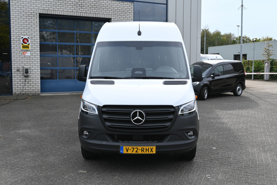 Mercedes-Benz Sprinter 317 CDI L2H2 Pro LED, Geveerde stoel, Navigatie met camera