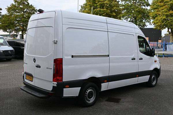Mercedes-Benz Sprinter 317 CDI L2H2 Pro LED, Geveerde stoel, Navigatie met camera