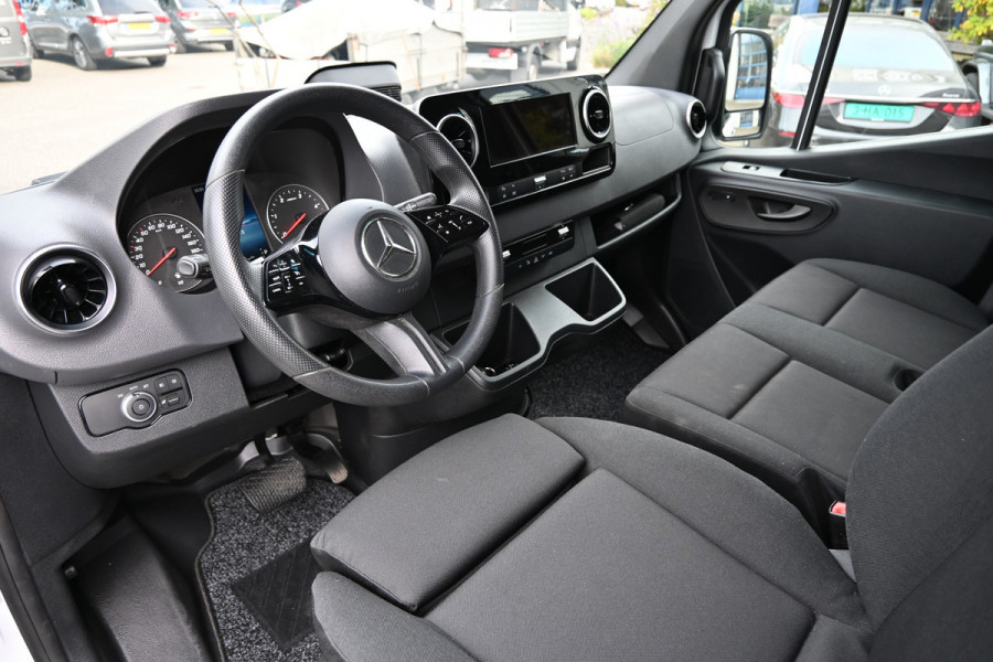 Mercedes-Benz Sprinter 317 CDI L2H2 Pro LED, Geveerde stoel, Navigatie met camera