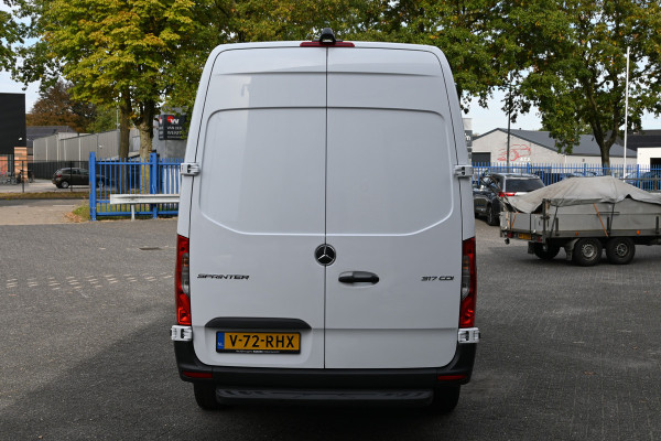 Mercedes-Benz Sprinter 317 CDI L2H2 Pro LED, Geveerde stoel, Navigatie met camera