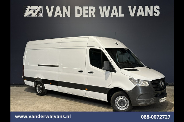 Mercedes-Benz Sprinter 317 CDI 170pk L3H2 Euro6 Airco | Camera | Navigatie | Apple Carplay | Trekhaak | Stoelverwarming Android Auto, Parkeersensoren, Bijrijdersbank