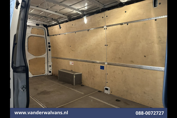 Mercedes-Benz Sprinter 317 CDI 170pk L3H2 Euro6 Airco | Camera | Navigatie | Apple Carplay | Trekhaak | Stoelverwarming Android Auto, Parkeersensoren, Bijrijdersbank
