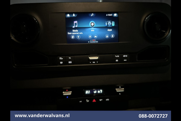 Mercedes-Benz Sprinter 317 CDI 170pk L3H2 Euro6 Airco | Camera | Navigatie | Apple Carplay | Trekhaak | Stoelverwarming Android Auto, Parkeersensoren, Bijrijdersbank