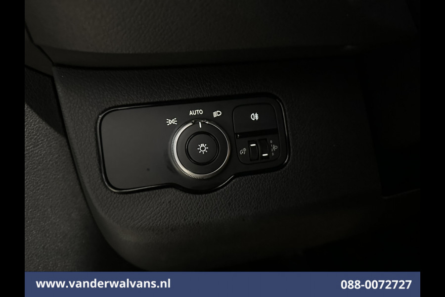 Mercedes-Benz Sprinter 317 CDI 170pk L3H2 Euro6 Airco | Camera | Navigatie | Apple Carplay | Trekhaak | Stoelverwarming Android Auto, Parkeersensoren, Bijrijdersbank