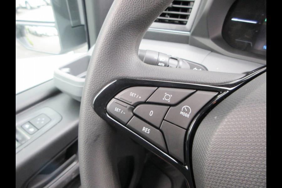Renault Master E-Tech T35 L2H2, Extra Long Range 87 kWh, Camera, Apple Carplay, Android.