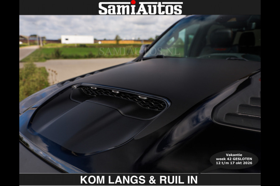 Dodge Ram TRX HELLCAT | 6.2 V8 712PK SUPERCHARGER | € 129.50 excl | RODE STIKSELS | FULLY LOADED | CARBON | CREW CAB | DUBBELE CABINE | 5 PERSOONS | De specialist in Amerikaanse pick‑ups in Nederland en Europa.