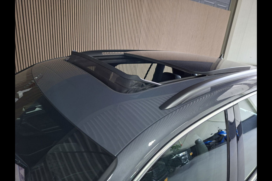 Volkswagen Tiguan 1.4 TSI eHybrid R-Line Business+ | Navi | IQ Light | Pano | Camera | Stoelverwarming |
