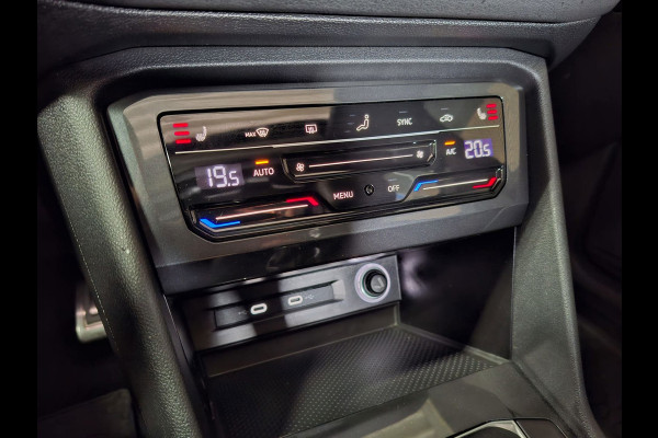 Volkswagen Tiguan 1.4 TSI eHybrid R-Line Business+ | Navi | IQ Light | Pano | Camera | Stoelverwarming |