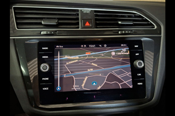 Volkswagen Tiguan 1.4 TSI eHybrid R-Line Business+ | Navi | IQ Light | Pano | Camera | Stoelverwarming |