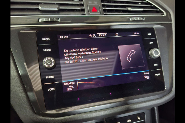 Volkswagen Tiguan 1.4 TSI eHybrid R-Line Business+ | Navi | IQ Light | Pano | Camera | Stoelverwarming |