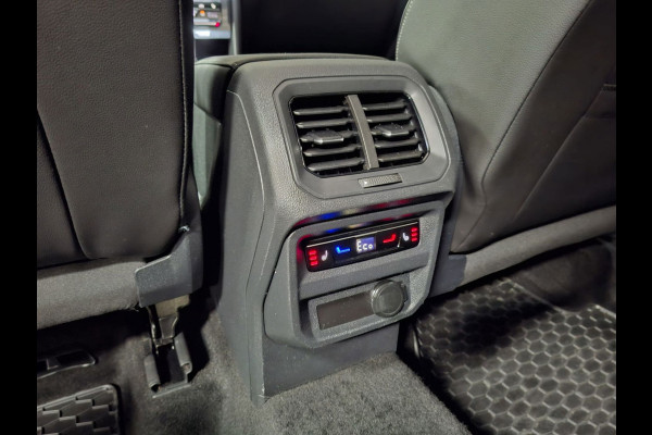 Volkswagen Tiguan 1.4 TSI eHybrid R-Line Business+ | Navi | IQ Light | Pano | Camera | Stoelverwarming |