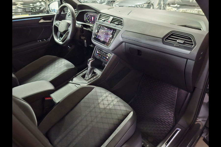 Volkswagen Tiguan 1.4 TSI eHybrid R-Line Business+ | Navi | IQ Light | Pano | Camera | Stoelverwarming |