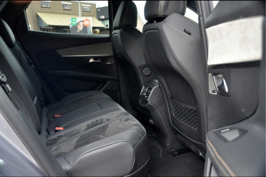 Peugeot 3008 1.6 HYbrid 225 GT | SoH 100% | Focal | Black Pack |