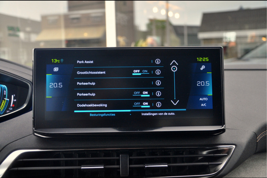 Peugeot 3008 1.6 HYbrid 225 GT | SoH 100% | Focal | Black Pack |