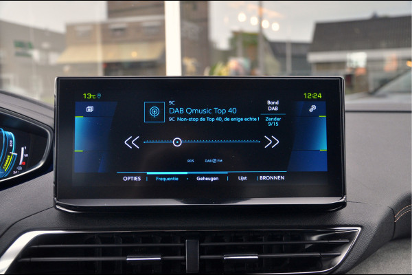 Peugeot 3008 1.6 HYbrid 225 GT | SoH 100% | Focal | Black Pack |