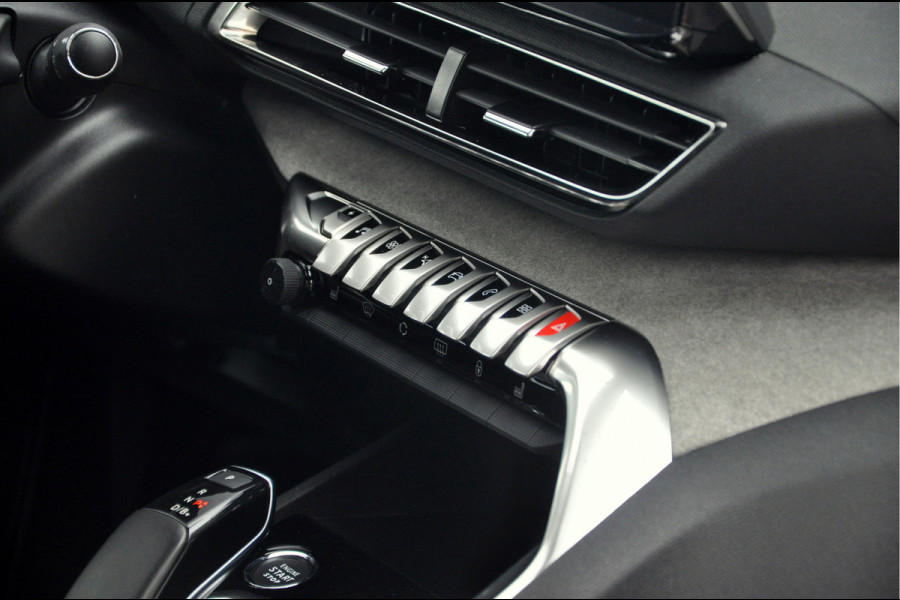 Peugeot 3008 1.6 HYbrid 225 GT | SoH 100% | Focal | Black Pack |