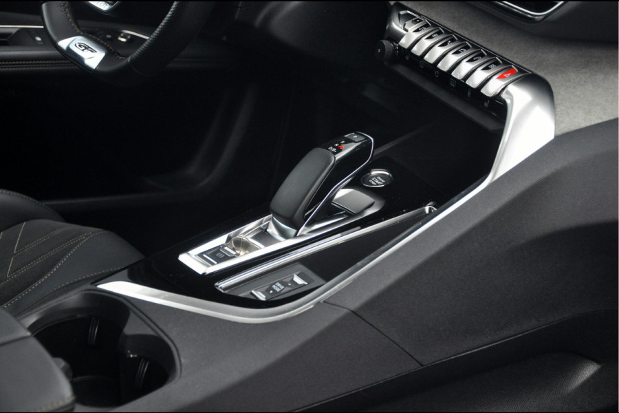 Peugeot 3008 1.6 HYbrid 225 GT | SoH 100% | Focal | Black Pack |