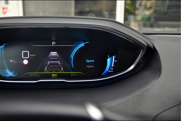 Peugeot 3008 1.6 HYbrid 225 GT | SoH 100% | Focal | Black Pack |