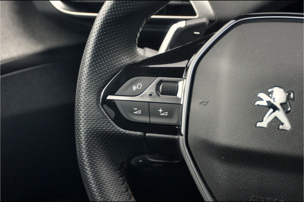 Peugeot 3008 1.6 HYbrid 225 GT | SoH 100% | Focal | Black Pack |